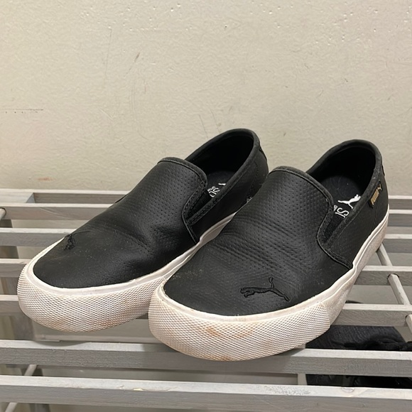 Puma Slip On Shoes - Picture 1 of 4